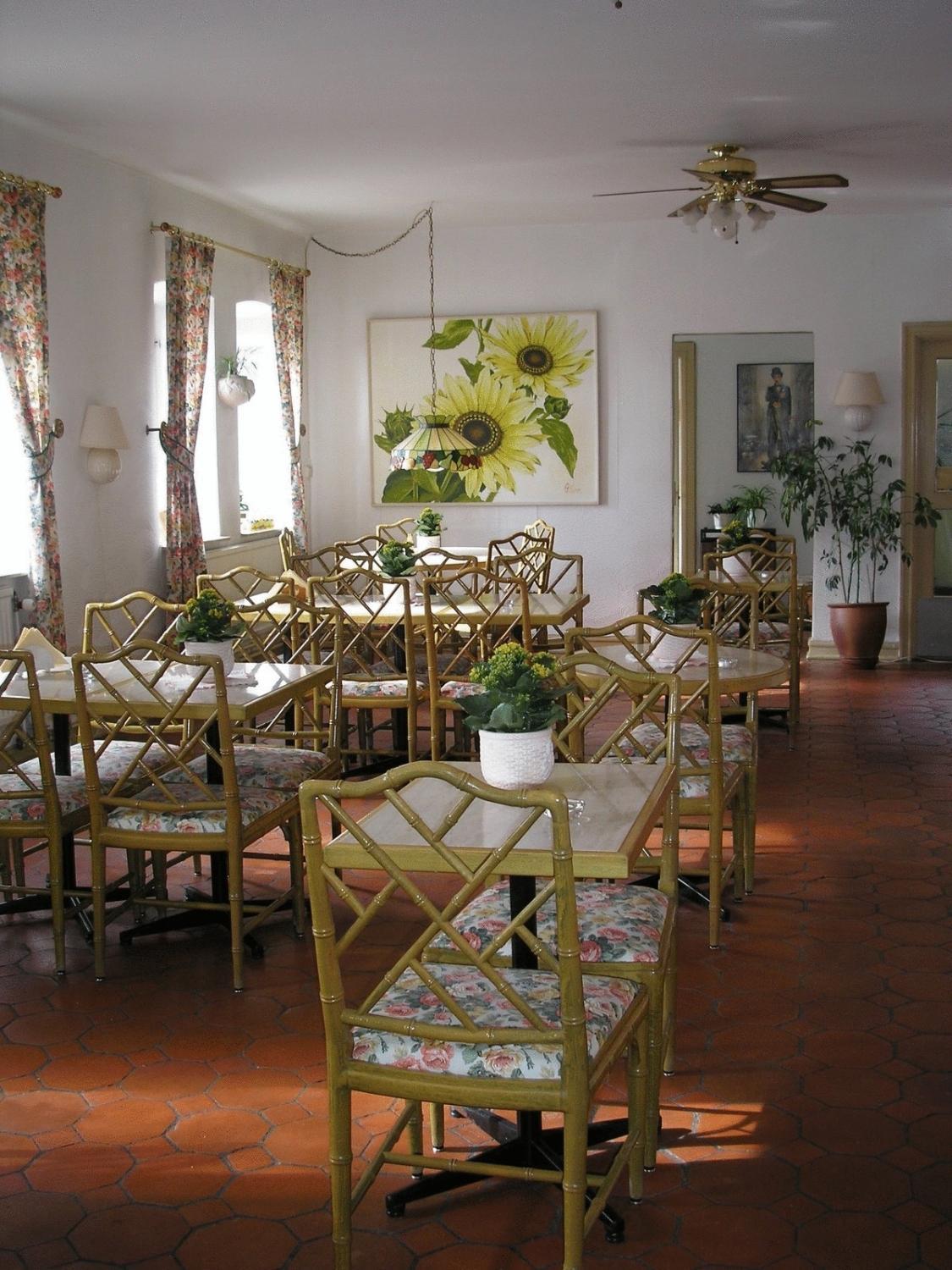 Hotel Chaplin Ландскруна Экстерьер фото