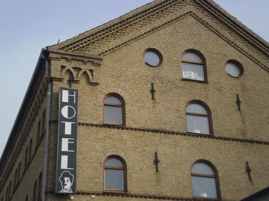 Hotel Chaplin Ландскруна Экстерьер фото